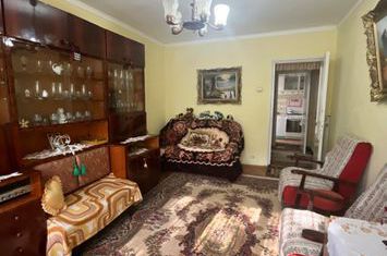 Apartament 3 camere de vanzare RADAUTI - Suceava anunturi imobiliare Suceava