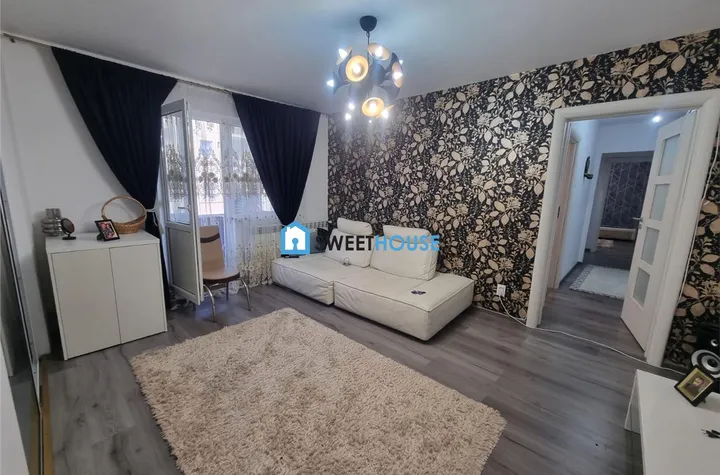 Apartament 3 camere de vanzare CENTRAL - Brasov anunturi imobiliare Brasov
