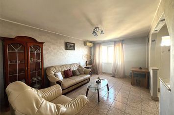 Apartament 3 camere de vanzare MICRO 15 - Satu Mare anunturi imobiliare Satu Mare
