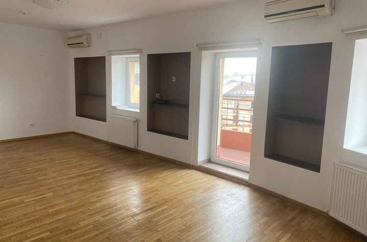 Apartament 5 camere de inchiriat UNIVERSITATE - Bucuresti anunturi imobiliare Bucuresti