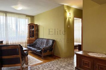 Apartament cu 4 camere de inchiriat Splaiul Crisanei, Oradea anunturi imobiliare Bihor