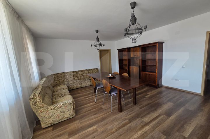 Apartament 4 camere de vanzare FLORESTI - Cluj anunturi imobiliare Cluj