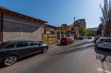 Casă - 3 camere de vanzare 13 SEPTEMBRIE - Bucuresti anunturi imobiliare Bucuresti