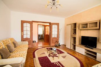 Apartament 3 camere de inchiriat VASILE AARON - Sibiu anunturi imobiliare Sibiu