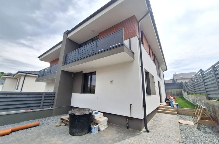 Duplex nou, 115 mp, 2 balcoane, terasa,Dezmir, zona str. Criseni/Bonas anunturi imobiliare Cluj