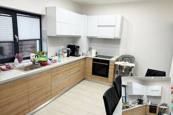 Vilă - 4 camere de vanzare STEFANESTI - Arges anunturi imobiliare Arges