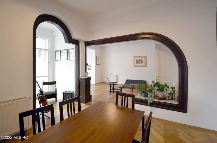 Apartament 3 camere de vanzare REPUBLICII(CAROL) - Bucuresti anunturi imobiliare Bucuresti