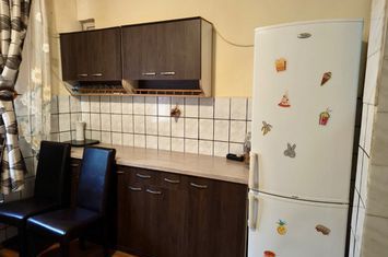 Apartament 2 camere de vanzare SIMERIA - Hunedoara anunturi imobiliare Hunedoara