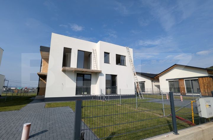 Vilă - 4 camere de vanzare APAHIDA - Cluj anunturi imobiliare Cluj