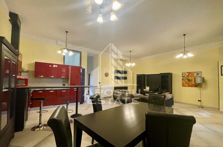 Apartament 3 camere, curte cu acces auto, ULTRACENTRAL anunturi imobiliare Arad