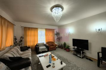 Vilă individuală cu 5 camere, curte proprie în Afumați lângă primărie anunturi imobiliare Bucuresti