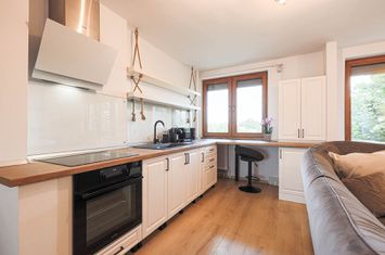 Apartament 2 camere Podgoria – ocazie, preț redus la 105.000 € anunturi imobiliare Arad