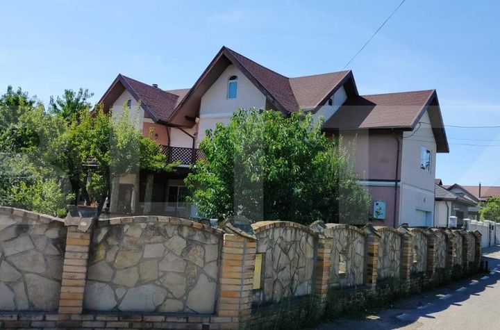 Vilă - 5 camere de vanzare IPOTESTI - Suceava anunturi imobiliare Suceava