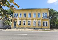 425.000 €, Vilă