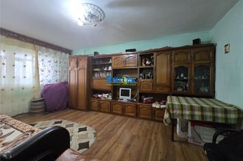 Apartament 2 camere de vanzare CENTRAL - Bacau anunturi imobiliare Bacau