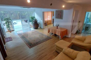Casă - 10 camere de vanzare MOROENI - Dambovita anunturi imobiliare Dambovita