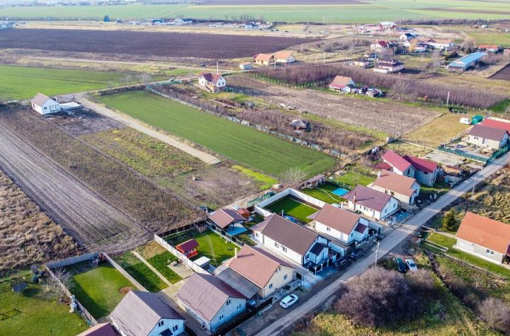 Parcela casa-Biharia, 500 mp,utilitati.Pret 25900 euro neg, comision 0 anunturi imobiliare Bihor