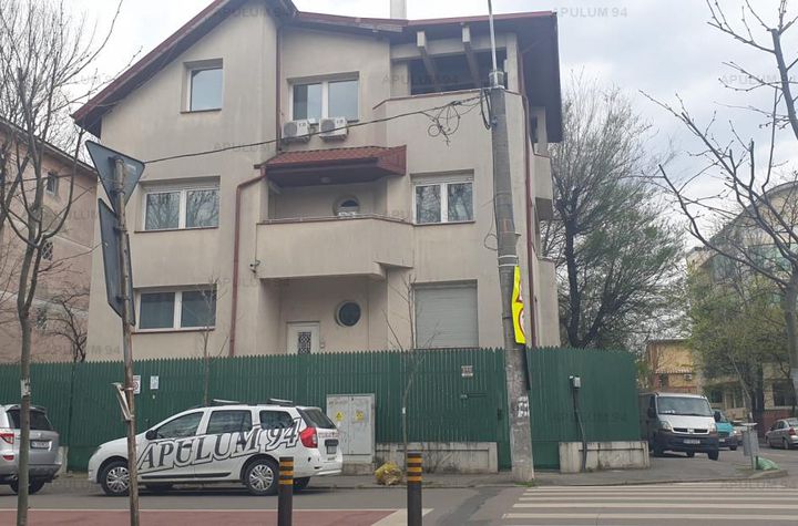 Vilă - 9 camere de inchiriat BABA NOVAC - Bucuresti anunturi imobiliare Bucuresti