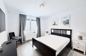 Apartament 2 camere de inchiriat TRACTORU - Brasov anunturi imobiliare Brasov