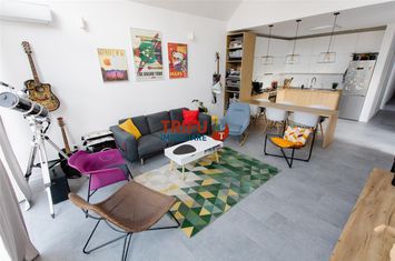 Vilă - 5 camere de vanzare CENTRAL - Alba anunturi imobiliare Alba