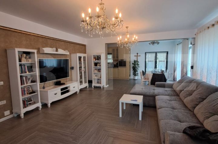 Vilă - 4 camere de vanzare BRASOV - Brasov anunturi imobiliare Brasov