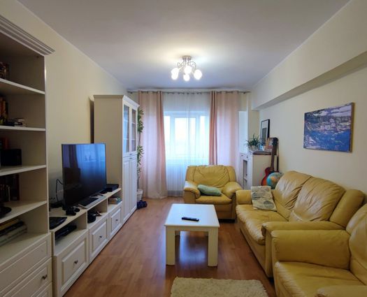 Apartament 4 camere Constanta, 85 mp