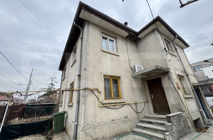 Vilă - 5 camere de vanzare CRAIOVA - Dolj anunturi imobiliare Dolj