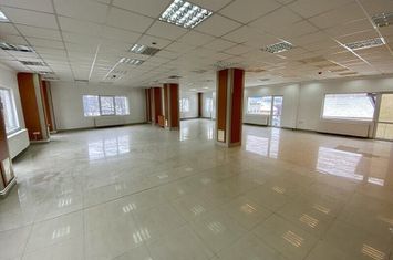 Spatiu comercial de inchiriat in zona centrala a Brasovului. anunturi imobiliare Brasov