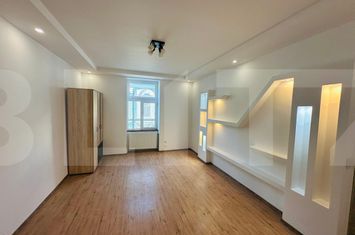 Apartament 3 camere de vanzare ARAD - Arad anunturi imobiliare Arad