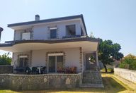 120.000 €, Vilă