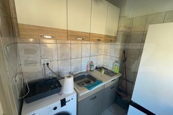 Garsonieră de vanzare BRASOV - Brasov anunturi imobiliare Brasov
