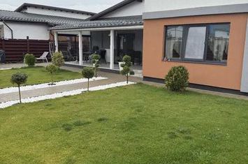 Casă - 4 camere de vanzare TARLUNGENI - Brasov anunturi imobiliare Brasov