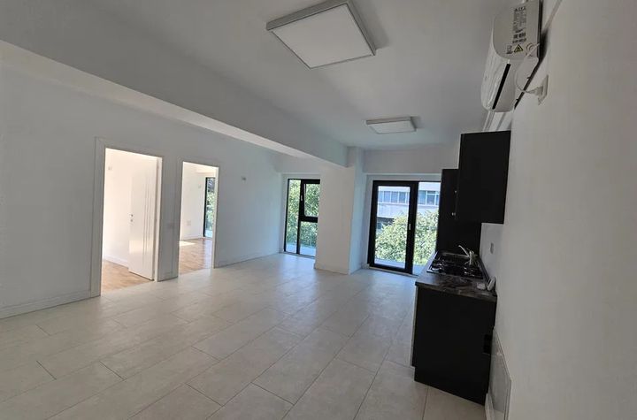 Apartament 3 camere de vanzare IASI - Iasi anunturi imobiliare Iasi