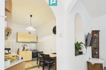 Proprietate rară central Arad - 209 mp anunturi imobiliare Arad