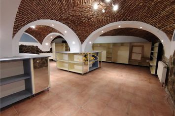 Spațiu comercial de inchiriat GHEORGHENI - Harghita anunturi imobiliare Harghita