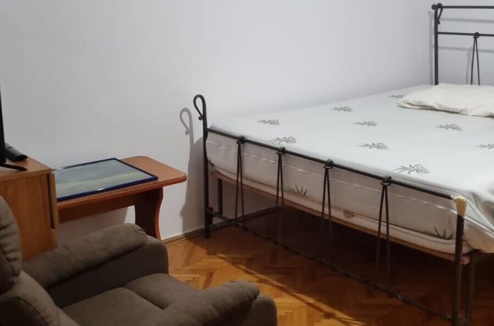 Titan metrou inchiriere garsoniera anunturi imobiliare Bucuresti