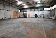 3.500 €, Spațiu industrial