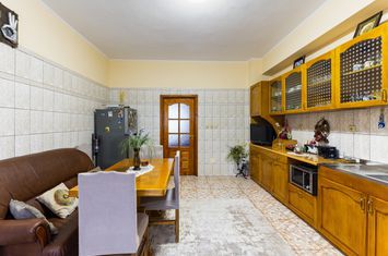 Vilă - 8 camere de vanzare FALEZA - Constanta anunturi imobiliare Constanta