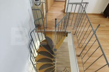 Apartament 3 camere de vanzare SIBIU - Sibiu anunturi imobiliare Sibiu