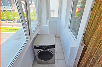 De inchiriat: Apartament 4 camere - Bucuresti Mall Vitan anunturi imobiliare Bucuresti