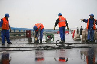 Centuri ocolitoare la Topliţa şi Tuşnad