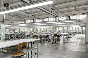 Hală de producție și depozitare cu birouri în Arad anunturi imobiliare Arad