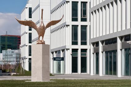 Mercedes inchiriaza 3.000 mp in Swan Office&Technology Park