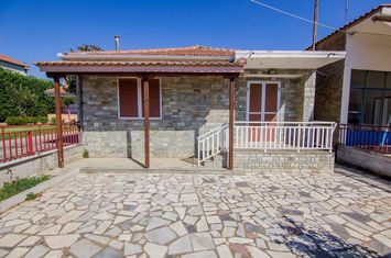 Casă + magazin 72+92 mp pe teren 800 mp, Trayilos anunturi imobiliare Grecia