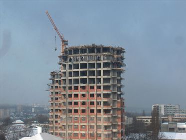 Criza nu dă pace pieţei construcţiilor