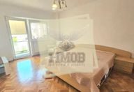 450 €, Apartament 4 camere