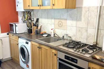 Apartament 2 camere de vanzare TARGU MURES - Mures anunturi imobiliare Mures