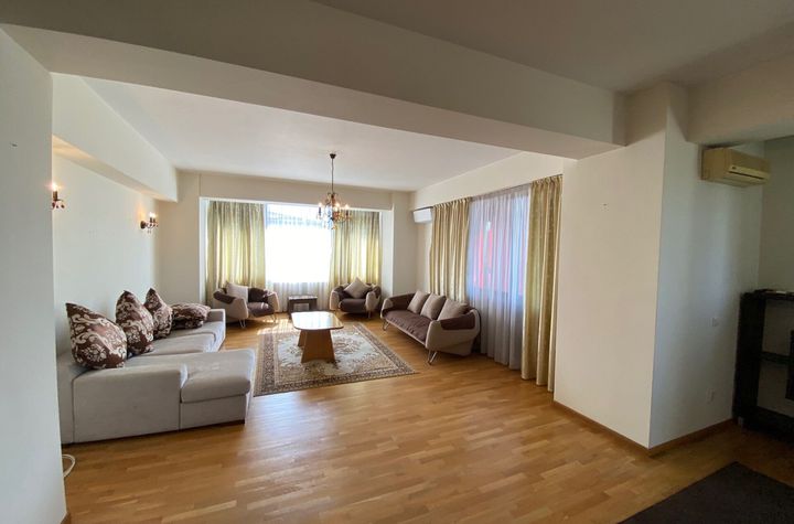 Apartament 5 camere, 4 dormitoare, garaj, Kiseleff anunturi imobiliare Bucuresti