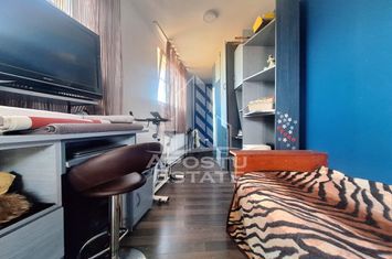 Casa individuala cu 5 camere si terasa, zona linistita Sanicolaul Mic anunturi imobiliare Arad