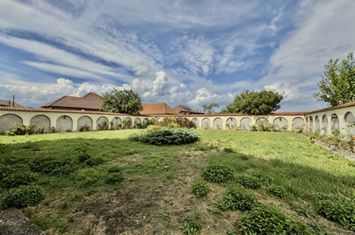 Vilă - 12 camere de vanzare PIATA CLUJ - Sibiu anunturi imobiliare Sibiu